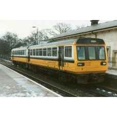 RT142-422 Class 142 Number 142057 - Regional / Mersey Rail.